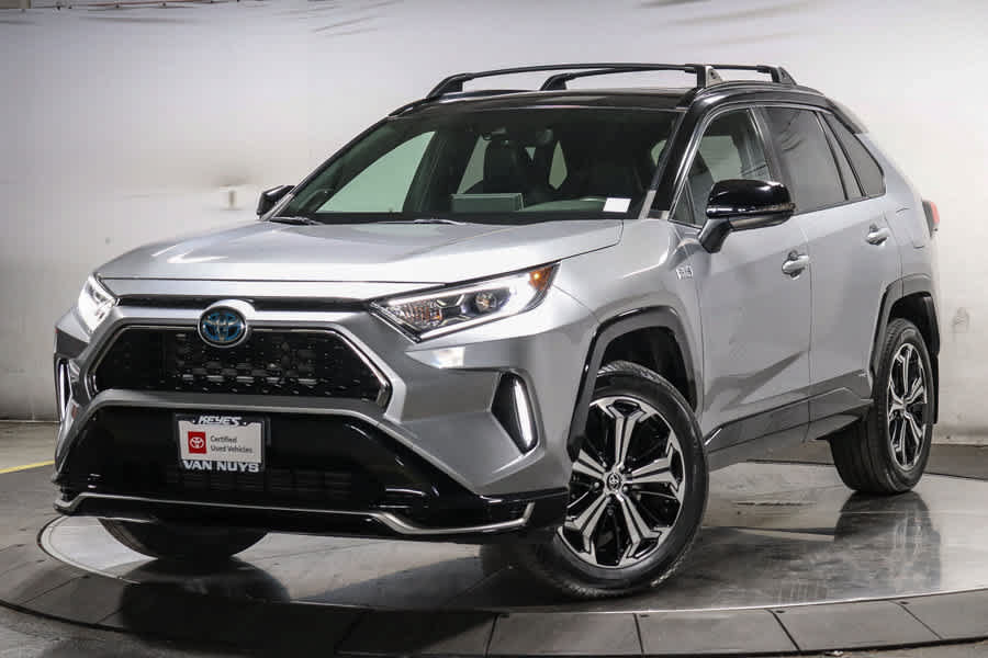 Used 2021 Toyota RAV4 XSE w/ Weather Package AWD/4WD image 1