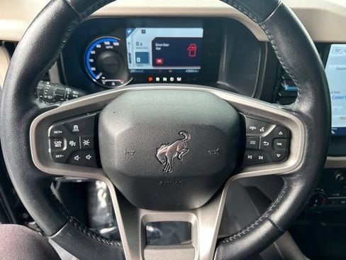 Used 2022 Ford Bronco Wildtrak AWD/4WD image 27