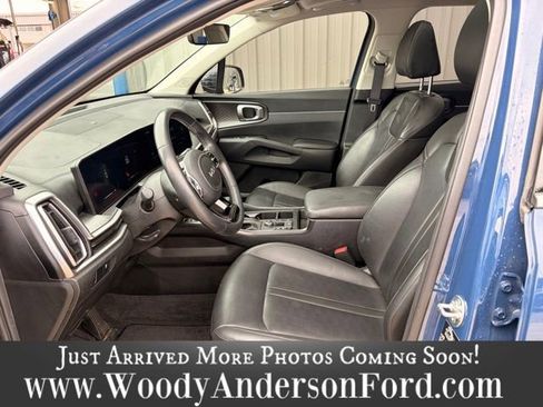 Used 2024 Kia Sorento S w/ Panoramic Sunroof Package FWD image 10