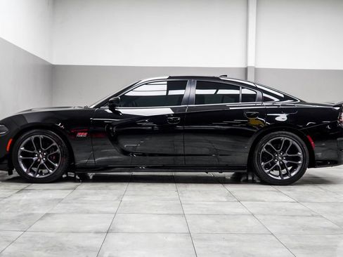 Used 2023 Dodge Charger Scat Pack w/ Plus Group RWD image 9