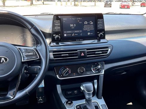 Used 2021 Kia Seltos S FWD image 14