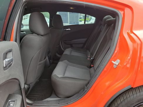Used 2022 Dodge Charger SXT w/ Blacktop Package RWD image 23
