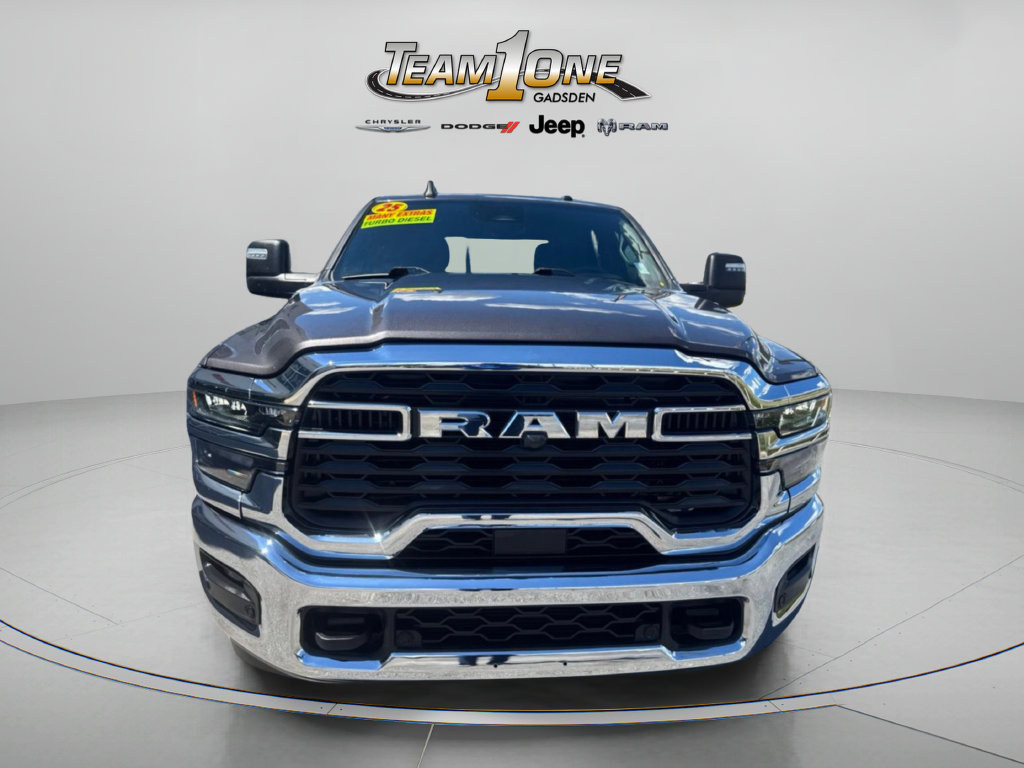 Used 2025 RAM 2500 Big Horn AWD/4WD image 3
