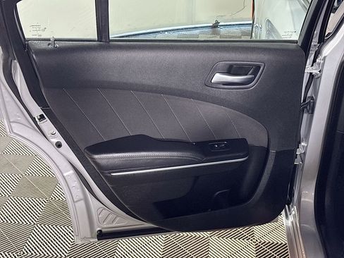 Used 2023 Dodge Charger SXT RWD image 18