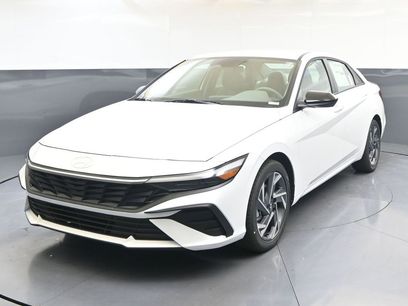 New 2025 Hyundai Elantra Sport