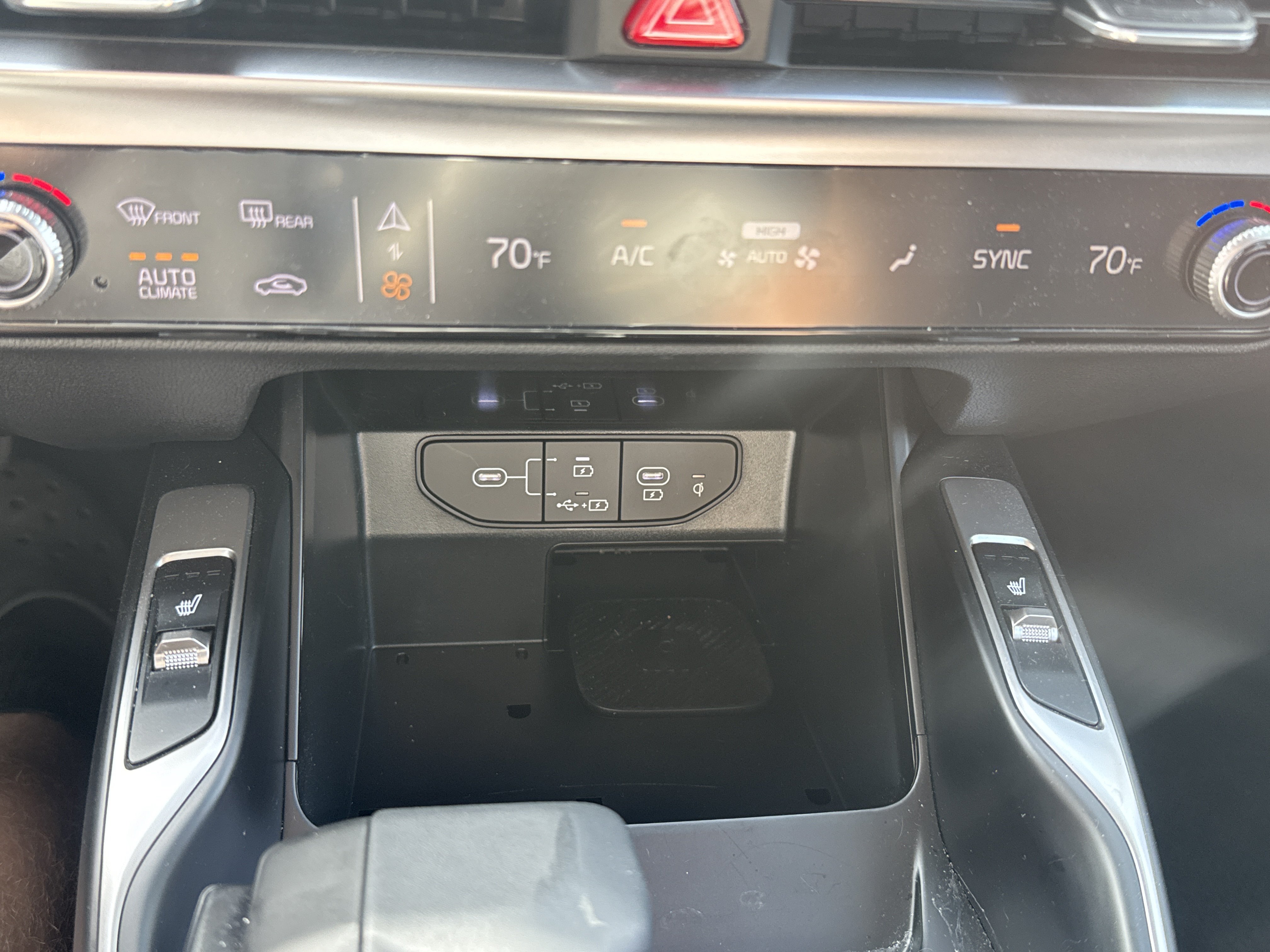 Used 2026 Kia Sorento EX AWD/4WD image 17