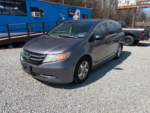Used 2015 Honda Odyssey LX image 4