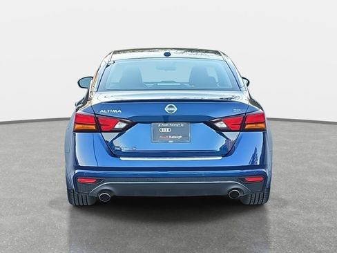 Used 2022 Nissan Altima 2.5 SR image 6