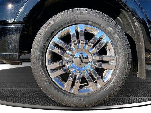 Used 2008 Lincoln Mark LT 4x4 image 33