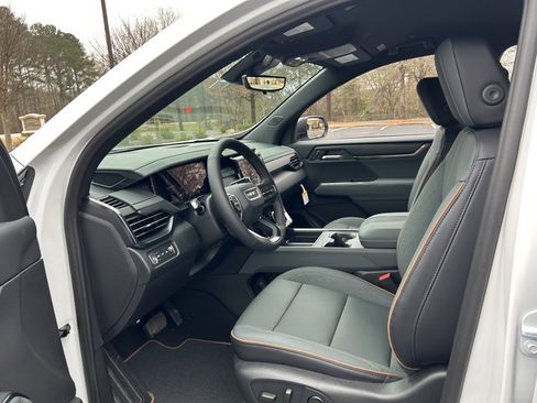 New 2026 GMC Acadia AT4 image 36