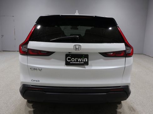 Used 2023 Honda CR-V EX image 3