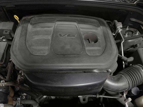 Used 2020 Jeep Grand Cherokee Limited X image 17