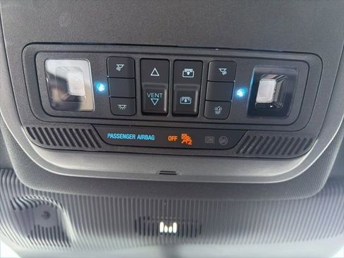 Used 2025 Ford Explorer ST image 39