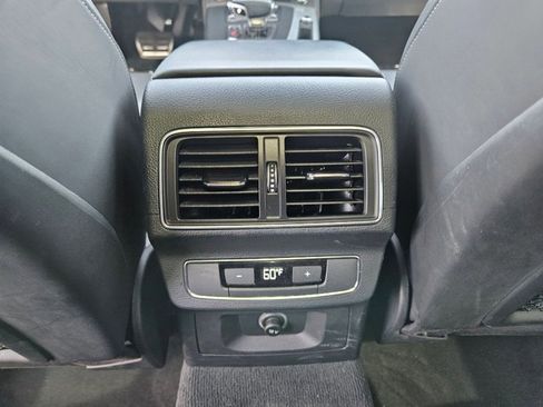 Used 2018 Audi SQ5 Premium Plus AWD/4WD image 18