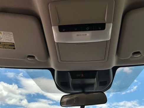 Used 2021 Nissan Rogue S image 30