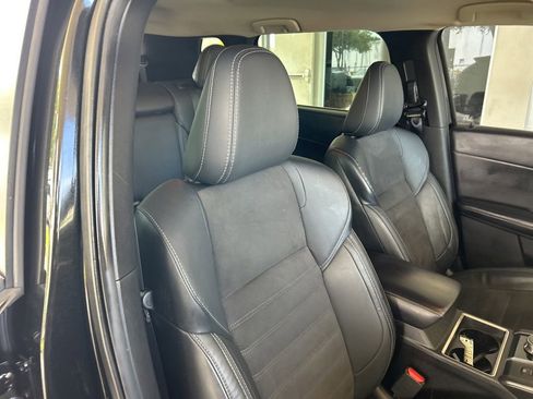 Used 2023 Mitsubishi Outlander SE FWD image 21