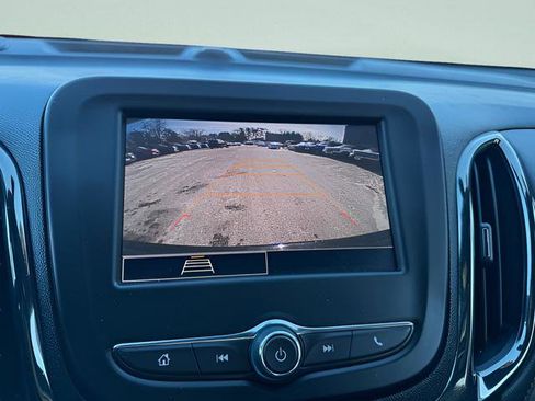 Used 2023 Chevrolet Equinox RS AWD/4WD image 8