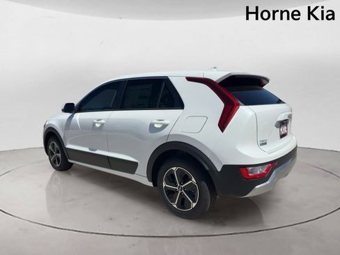 New 2026 Kia Niro LX FWD image 6