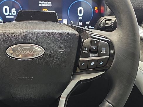 Used 2025 Ford Explorer Platinum w/ Ultimate Package image 24