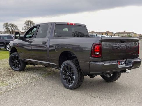 New 2026 RAM 2500 Big Horn AWD/4WD image 9