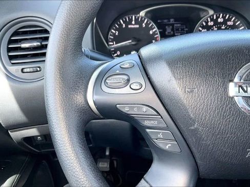 Used 2020 Nissan Pathfinder S AWD/4WD image 20