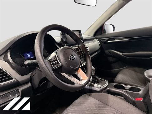 Used 2021 Kia Seltos LX AWD/4WD image 8