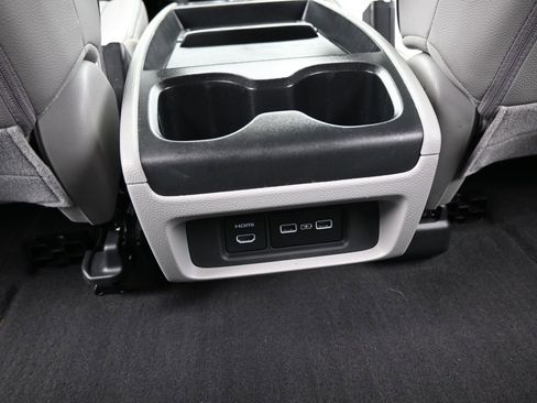 Used 2021 Honda Odyssey Elite image 44