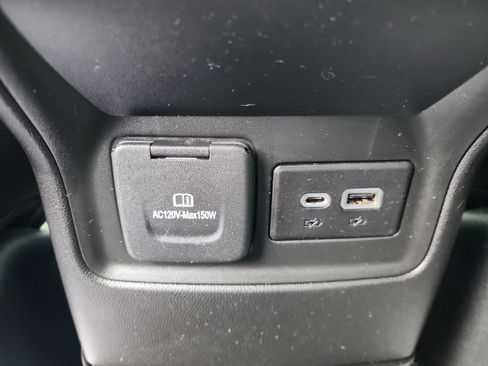 Certified 2022 GMC Acadia SLT w/ Elevation Edition image 29