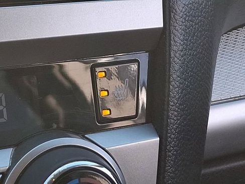 Used 2017 Subaru Outback 2.5i Premium image 29