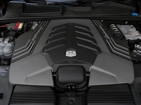 Used 2023 Lamborghini Urus S image 29