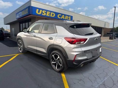 Used 2023 Chevrolet TrailBlazer RS w/ Sun and Liftgate Package FWD image 7