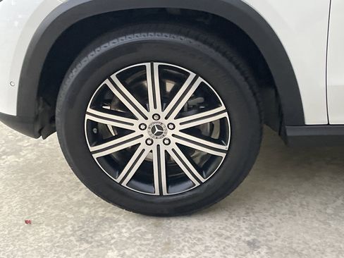 Certified 2025 Mercedes-Benz GLE 350 4MATIC image 15