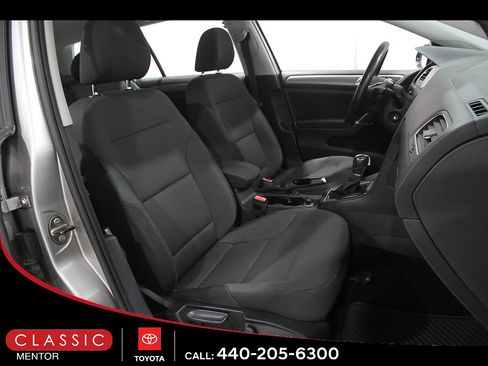 Used 2016 Volkswagen Golf S FWD image 14