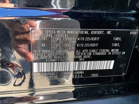 Used 2024 Toyota RAV4 XLE image 33