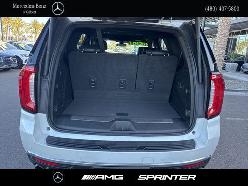 Used 2022 GMC Yukon Denali RWD image 7