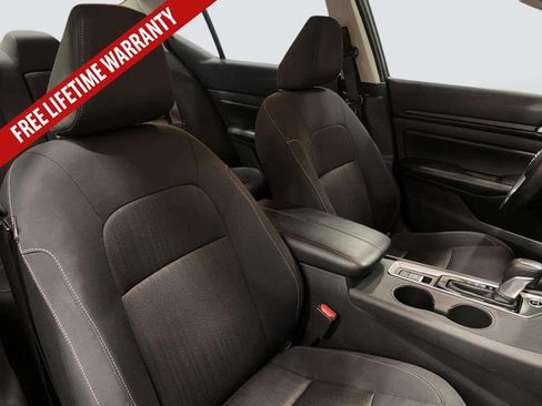 Used 2025 Nissan Altima 2.5 SV AWD/4WD image 35