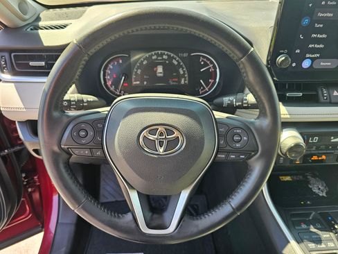Used 2023 Toyota RAV4 XLE Premium AWD/4WD image 21
