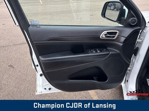 Used 2014 Jeep Grand Cherokee Altitude image 18