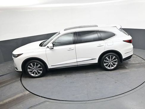 Used 2025 Acura MDX w/ Technology Package image 28