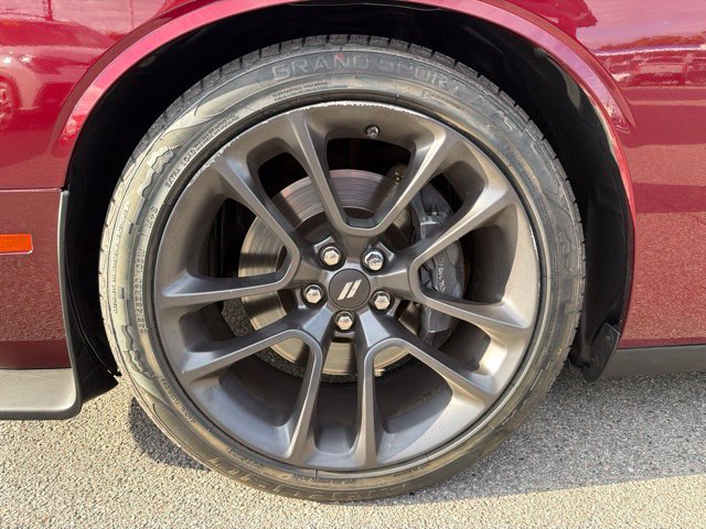 Used 2022 Dodge Challenger R/T Scat Pack w/ Driver Convenience Group RWD image 20
