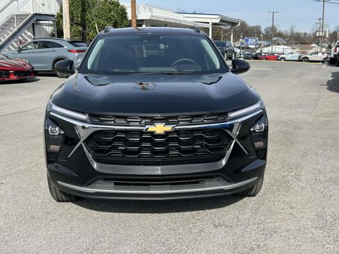 New 2026 Chevrolet Trax LT w/ Driver Confidence Package image 8