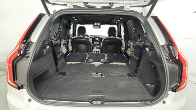 Certified 2026 Volvo XC90 B6 Ultra w/ Protection Package AWD/4WD image 45