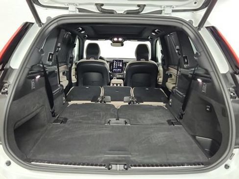 Certified 2026 Volvo XC90 B6 Ultra w/ Protection Package AWD/4WD image 45