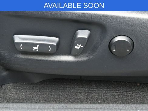 Used 2017 Toyota 4Runner Limited AWD/4WD image 10