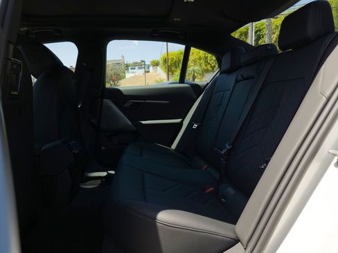 New 2026 BMW 550e xDrive w/ Premium Package AWD/4WD image 9