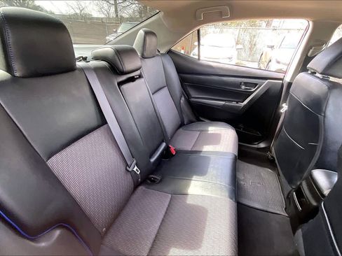 Used 2019 Toyota Corolla SE image 19