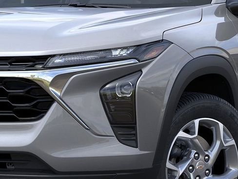 New 2026 Chevrolet Trax LS FWD image 10