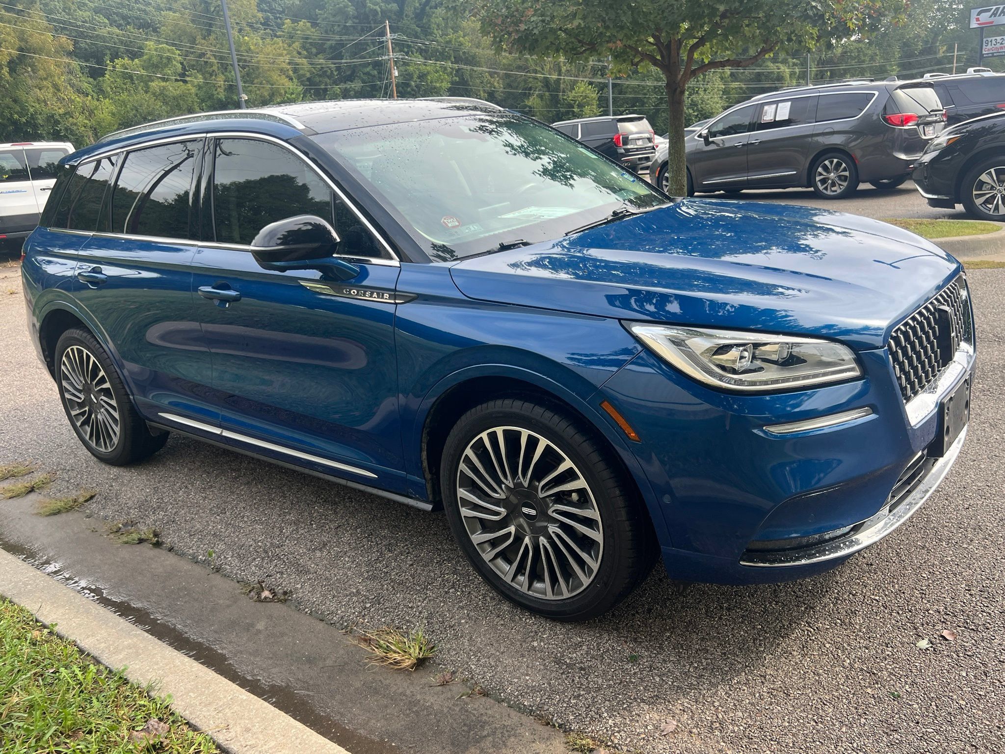 Used 2020 Lincoln Corsair Reserve w/ Equipment Group 201A AWD/4WD image 3