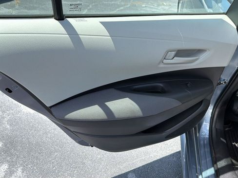 Used 2024 Toyota Corolla LE FWD image 17
