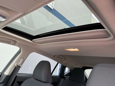 Certified 2025 Subaru Crosstrek 2.0i Premium image 15